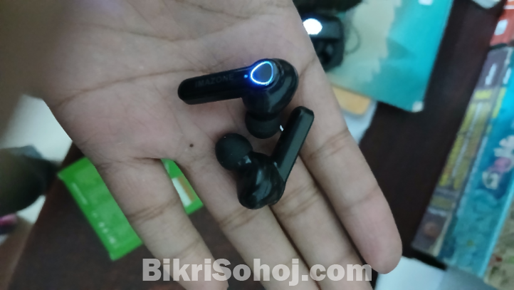 M19 Earbuds